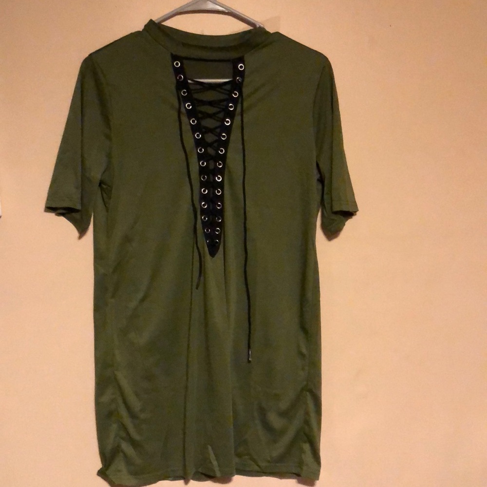Green tie up top * NEW
